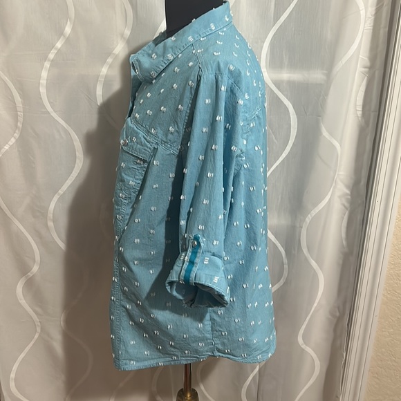 CJ Banks, Blue & White, Button Down Top With Roll Tab Sleeves, Size 1X - Picture 3 of 7